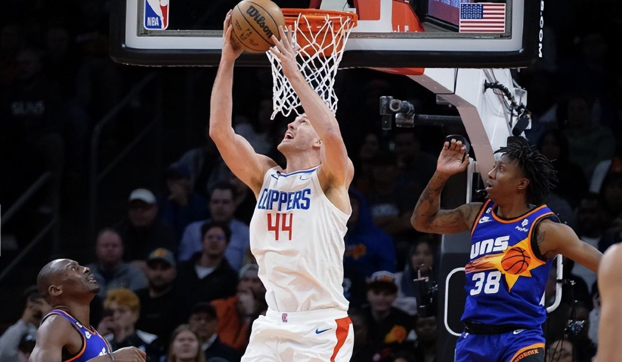 JackeyLove新星重要助攻表现突出,快船前途光明! JackeyLove新星重要助攻表现突出,快船前途光明!