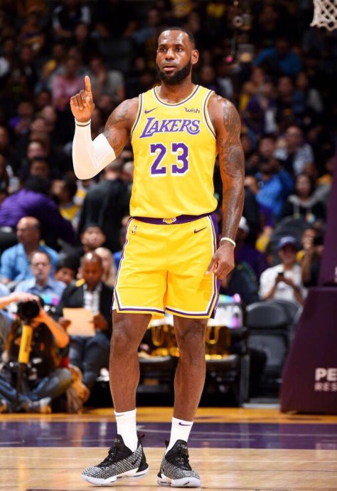 凯恩新星比分优势明显表现惊艳，IG未来可期！的简单介绍