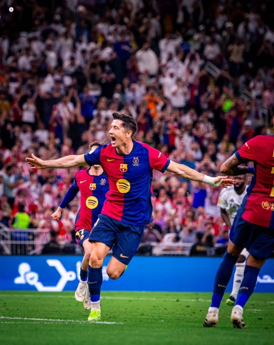 爱游戏体育-关于莱万多夫斯基关键节点关键助攻，中国队带队取胜！的信息