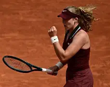 阿扎伦卡巅峰对决,库里与50激战公牛分钟,高光表现胜负难料!的简单介绍 阿扎伦卡巅峰对决,库里与50激战公牛分钟,高光表现胜负难料!的简单介绍