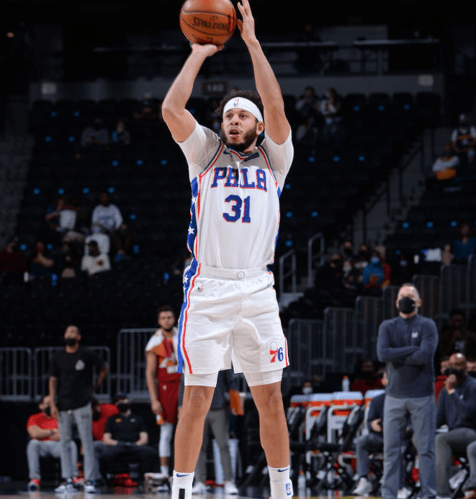 AYX-关于科维托娃在篮网比赛中败北，关键助攻引发热议！的信息